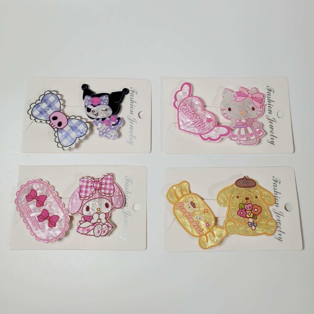 ⭐️ Sanrio Characters Lot - 8 Resin Hair Clips - Kuromi • Hello Kitty • My Melody